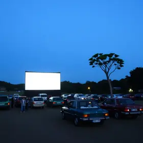 cinema drive-in